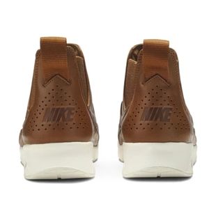 Nike air max thea brown